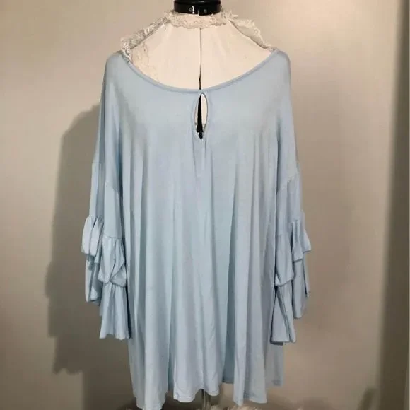 3X R Rouge Boutique Long Ruffled Sleeves Light Blue Blouse Key Hole Front C5155 - Picture 1 of 6